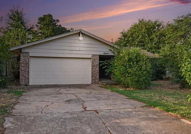 Photo 1 of Single family home for sale at 8604 Nw 91st Street, Oklahoma City, OK 73132 | MLS# 1249513 | Listing updated on 2026-09-17