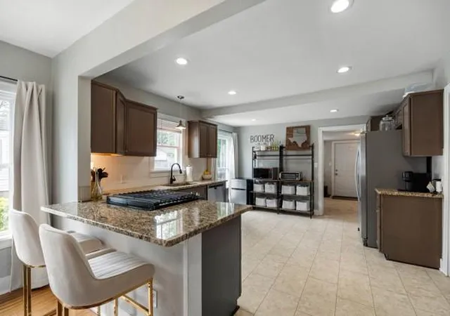 Photo 4 of Single family home for sale at 1127 W Symmes St, Norman, OK 73069 | MLS# 1249556 | Listing updated on 2026-09-18