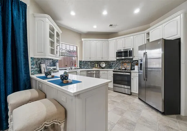 Photo 4 of Sale Pending at 12804 Saint Johns Pl, Oklahoma City, OK 73142 | MLS# 1249573 | Listing updated on 2026-09-18