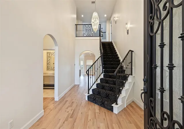 Photo 3 of Single family home for sale at 16645 Little Leaf Ln, Edmond, OK 73012 | MLS# 1249576 | Listing updated on 2026-09-17