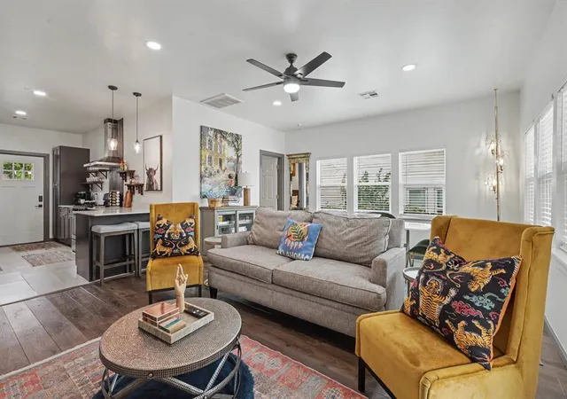 Photo 2 of Single family home for sale at 814 Nw 34th Street, Oklahoma City, OK 73118 | MLS# 1249597 | Listing updated on 2026-09-17