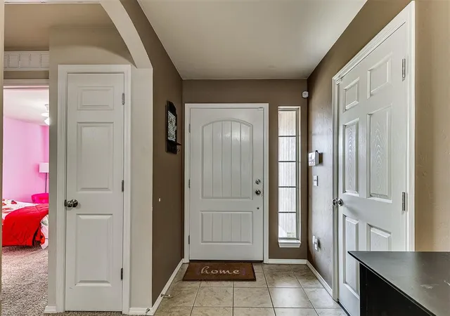 Photo 3 of Single family home for sale at 2501 Fawn Lily Rd, Oklahoma City, OK 73128 | MLS# 1249640 | Listing updated on 2026-09-25