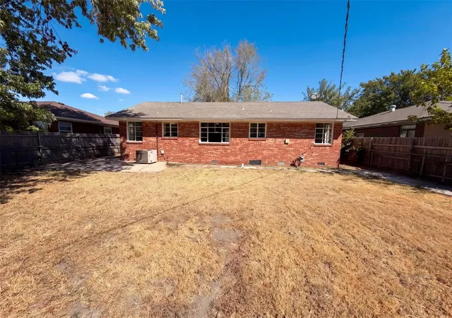Photo 4 of Single family home for sale at 1212 SW 54th Street, Oklahoma City, OK 73109 | MLS# 1249671 | Listing updated on 2026-09-19