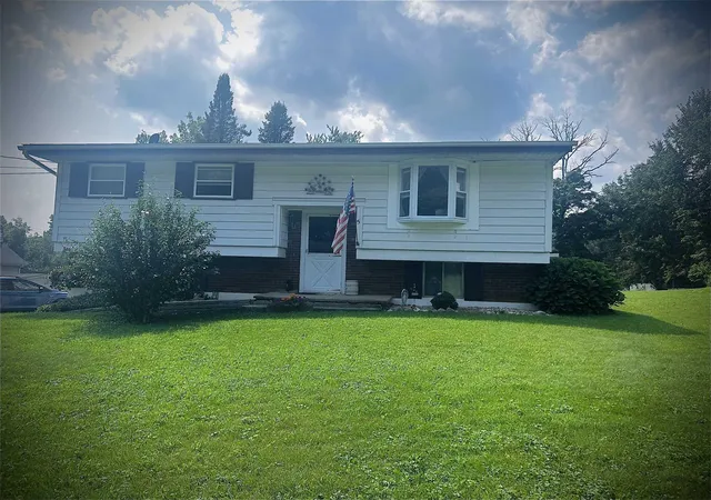 Photo 1 of Sale Pending at 5 Prospect St, Staatsburg, NY 12580 | MLS# M417049 | Listing updated on 2026-09-18