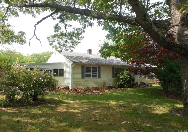 Photo 1 of Sale Pending at 375 Factory Ave, Mattituck, NY 11952 | MLS# L3480375 | Listing updated on 2026-09-18