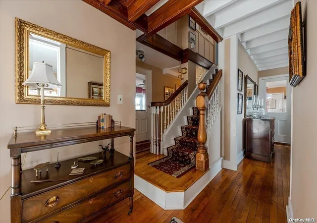 Photo 3 of Single family home for sale at 45 East Loop Road, Staten Island, NY 10304 | MLS# L3487081 | Listing updated on 2026-09-18