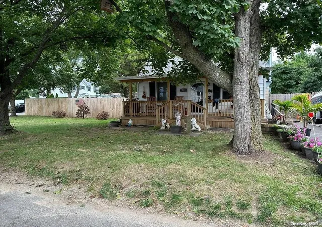 Photo 3 of Sale Pending at 151 Forest Ave, West Babylon, NY 11704 | MLS# L3500098 | Listing updated on 2026-09-18