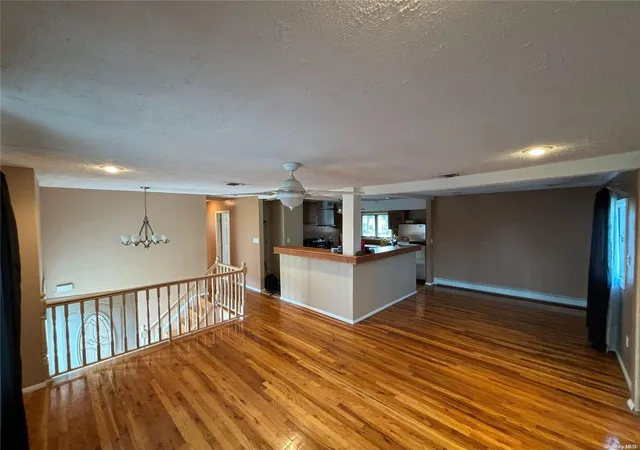 Photo 4 of Sale Pending at 18 Maylen Dr, Islip, NY 11717 | MLS# L3515801 | Listing updated on 2026-09-18