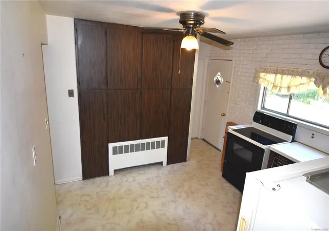 Photo 4 of Sale Pending at 107 Soper Ave, Northport, NY 11768 | MLS# L3555825 | Listing updated on 2026-09-18