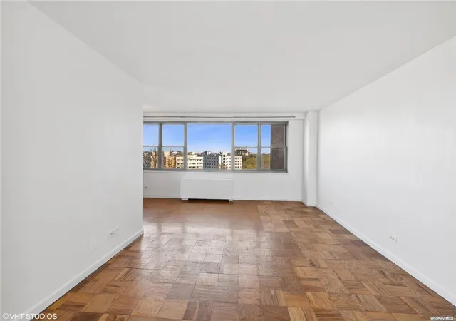 Photo 3 of House for sale at 61-20 Grand Central Pkwy #B807, Forest Hills, NY 11375 | MLS# L3588780 | Listing updated on 2026-09-17
