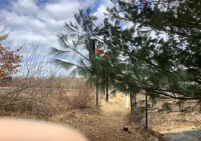 Photo 1 of Land for sale at (left Of 2080 River Road) River Rd, Riverhead, NY 11933 | MLS# L3589860 | Listing updated on 2026-09-16
