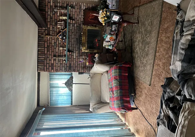 Photo 3 of Sale Pending at 417 N Monroe Ave, Lindenhurst, NY 11757 | MLS# 822329 | Listing updated on 2026-09-18