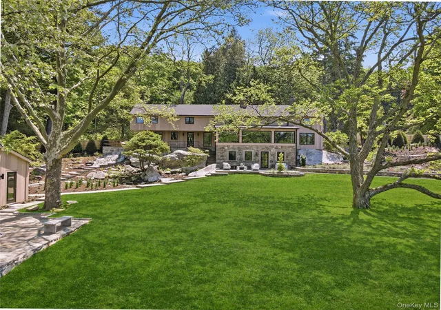 Photo 2 of Single family home for sale at 39 Old Snake Hl Rd, Pound Ridge, NY 10576 | MLS# 823299 | Listing updated on 2026-09-18