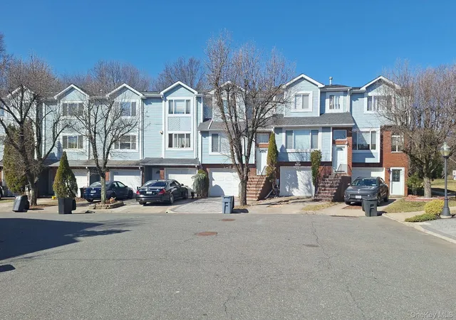 Photo 1 of Single family home for sale at 59 Pembrook Loop, Staten Island, NY 10309 | MLS# 835400 | Listing updated on 2026-09-18
