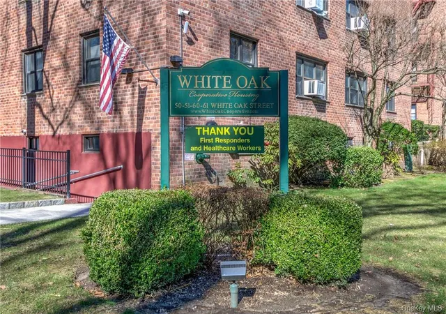 House for sale at 50 White Oak St #3G, New Rochelle, NY 10801 | MLS# 841533 | Listing updated on 2026-09-17