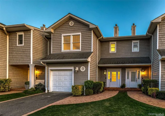 Photo 1 of Sale Pending at 10 Ocean Watch Ct, Freeport, NY 11520 | MLS# 868287 | Listing updated on 2026-09-18