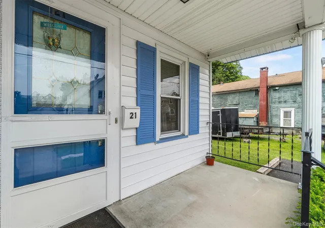 Photo 3 of Single family home for sale at 21 Delaware St, Port Jervis, NY 12771 | MLS# 875124 | Listing updated on 2026-09-18