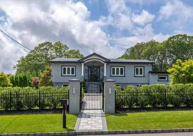 Photo 2 of Sale Pending at 154 Mac Arthur Blvd, Islip, NY 11788 | MLS# 889536 | Listing updated on 2026-09-18