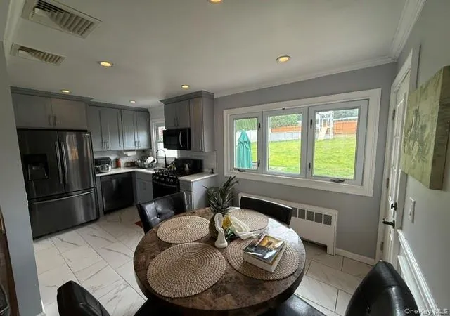 Photo 3 of Single family home for sale at 94 Indian Head Rd, Kings Park, NY 11754 | MLS# 889658 | Listing updated on 2026-09-18