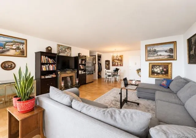 Photo 3 of Sale Pending at 26910 Grand Central Pkwy #17Y, New York, NY 11005 | MLS# 905703 | Listing updated on 2026-09-18