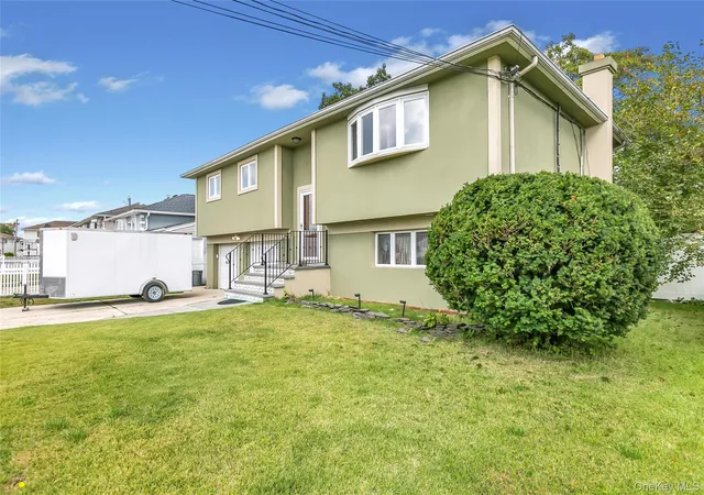 Photo 2 of Sale Pending at 584 Yale St, Oceanside, NY 11572 | MLS# 919056 | Listing updated on 2026-09-18