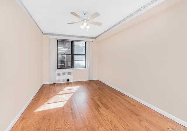 Photo 3 of House for sale at 4315 Webster Ave #1J, New York, NY 10470 | MLS# 920420 | Listing updated on 2026-09-18