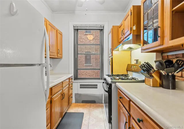 Photo 3 of Sale Pending at 76-66 Austin St #4B, New York, NY 11375 | MLS# 925193 | Listing updated on 2026-09-18