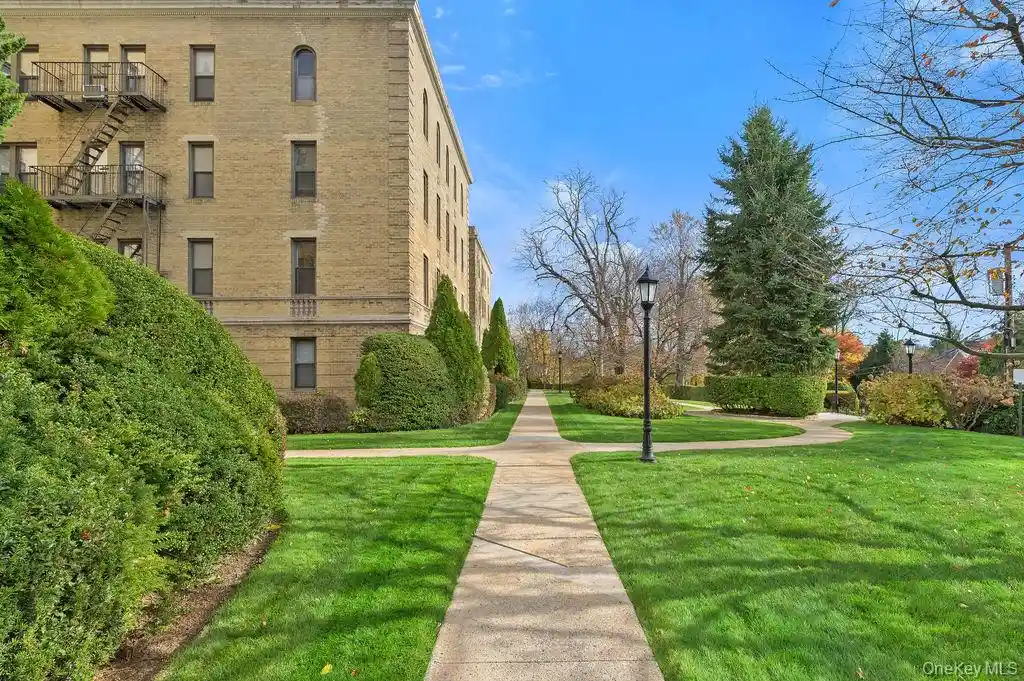 Listing Photo 32 - Condo for sale in 43 Calton Rd located at 43 Calton Rd, New Rochelle, NY 10801 - Unit #5C