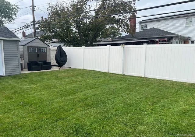 Photo 3 of Sale Pending at 2082 Renfrew Ave, Hempstead, NY 11003 | MLS# 931475 | Listing updated on 2026-09-18