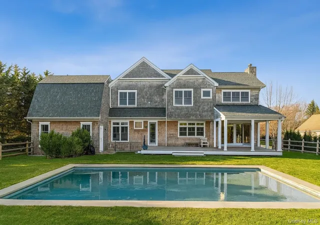 Photo 2 of Sale Pending at 605 Gus Dr, Southold, NY 11939 | MLS# 934884 | Listing updated on 2026-09-18