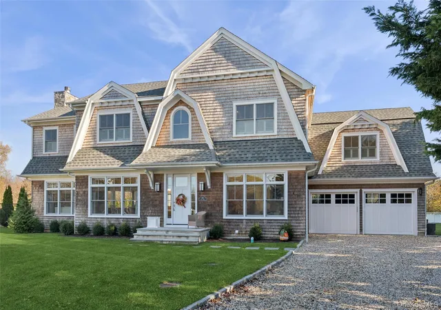 Photo 3 of Sale Pending at 605 Gus Dr, Southold, NY 11939 | MLS# 934884 | Listing updated on 2026-09-18