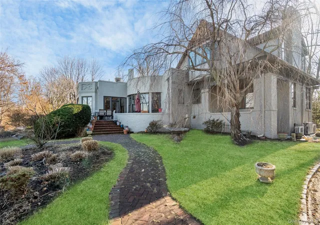 Photo 1 of Mansion for sale at 5 Cedar Ln, Glen Cove, NY 11542 | MLS# 940055 | Listing updated on 2026-09-18