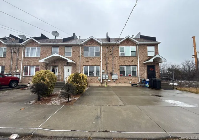 Photo 1 of Sale Pending at 160 Beach 30th St, New York, NY 11691 | MLS# 940574 | Listing updated on 2026-09-18