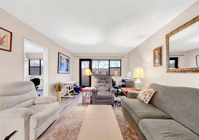 Photo 4 of Sale Pending at 1523 Central Park Ave #3E, Yonkers, NY 10710 | MLS# 945514 | Listing updated on 2026-09-18