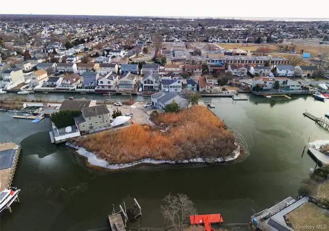 Photo 3 of Land for sale at 6 Island Plz, Bellmore, NY 11710 | MLS# 946068 | Listing updated on 2026-09-18
