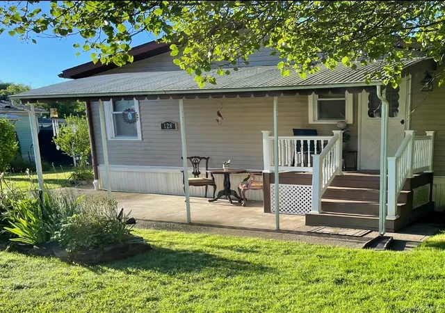 Photo 1 of Manufactured home for sale at 128 Brittany Ter #128, New Windsor, NY 12575 | MLS# 947063 | Listing updated on 2026-09-30