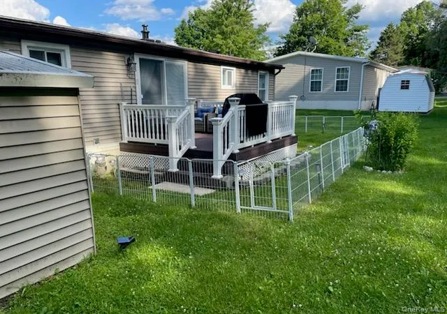 Listing Photo 4 - Condo for sale in building located at 128 Brittany Ter, New Windsor, NY 12575 - Unit #128