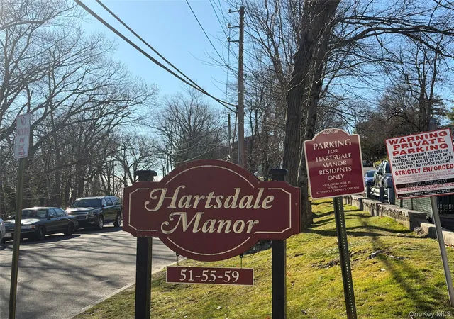 Photo 1 of Sale Pending at 55 Fieldstone Dr #41, Hartsdale, NY 10530 | MLS# 948914 | Listing updated on 2026-09-18