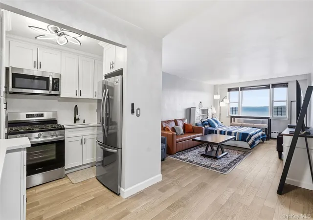 Photo 1 of Condo for sale at 5800 Arlington Ave #15P, Bronx, NY 10471 | MLS# 949253 | Listing updated on 2026-09-18