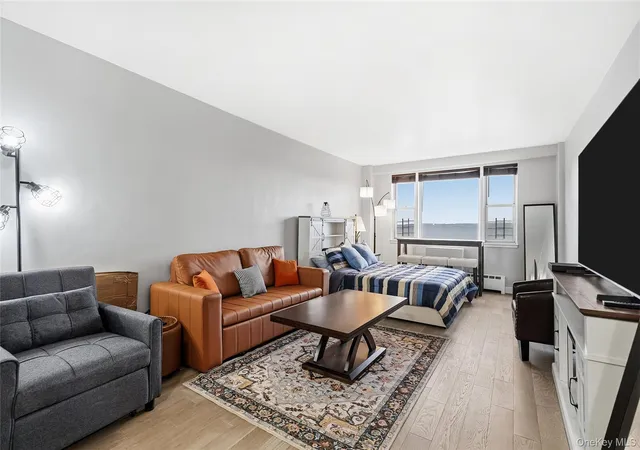 Photo 2 of Condo for sale at 5800 Arlington Ave #15P, Bronx, NY 10471 | MLS# 949253 | Listing updated on 2026-09-18