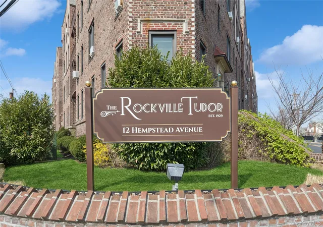 Photo 2 of Sale Pending at 12 Hempstead Ave #3N, Rockville Centre, NY 11570 | MLS# 949766 | Listing updated on 2026-09-18