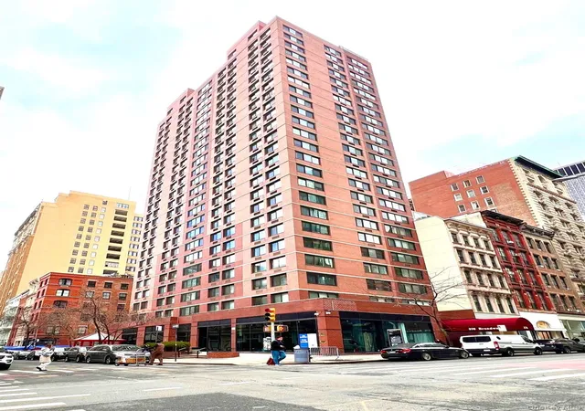 Listing Photo 2 - Condo for sale in building located at 376 Broadway, New York City, NY 10013 - Unit #11D
