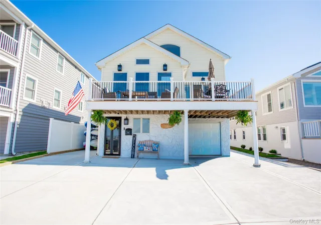 Photo 1 of Sale Pending at 246 W Bay Dr, Long Beach, NY 11561 | MLS# 956770 | Listing updated on 2026-09-23
