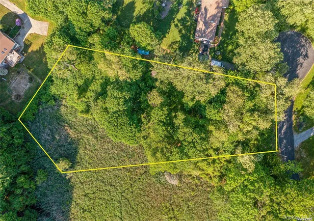 Photo 3 of Land for sale at 955 Blossom Bnd, Southold, NY 11952 | MLS# 957255 | Listing updated on 2026-09-18