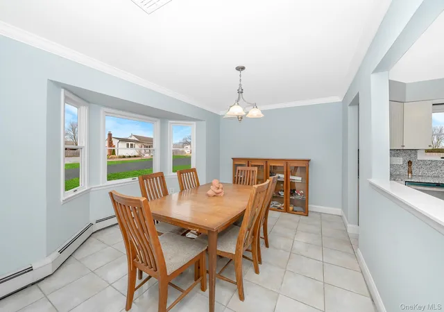 Photo 3 of Sale Pending at 24 Brooktree Cir, Babylon, NY 11757 | MLS# 959231 | Listing updated on 2026-09-18