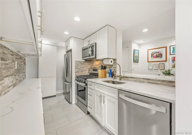Photo 4 of Condo for sale at 111 E 88th Street #10F, New York, NY 10128 | MLS# 960469 | Listing updated on 2026-09-18