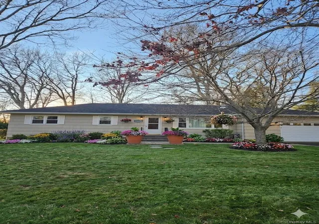 Single family home for sale at 290 Gull Pond Ln, Southold, NY 11944 | MLS# 960613