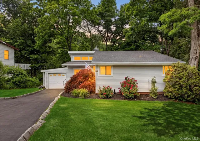 Photo 1 of Single family home for sale at 35 Wheeler Dr, Cortlandt, NY 10567 | MLS# 961786 | Listing updated on 2026-09-17