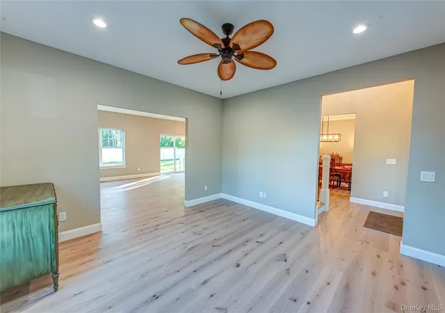 Photo 4 of Single family home for sale at 457 Pond Path, East Setauket, NY 11733 | MLS# 961867 | Listing updated on 2026-09-18