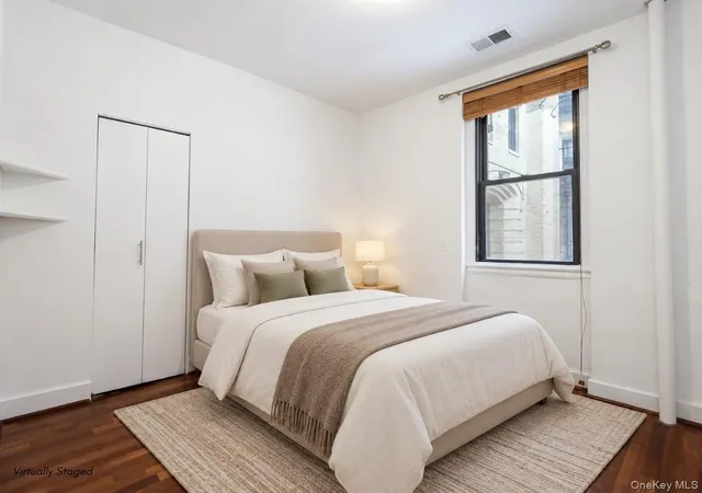 Listing Photo 5 - Condo for sale in building located at 21-28 35Th St, New York, NY 11105 - Unit #1G